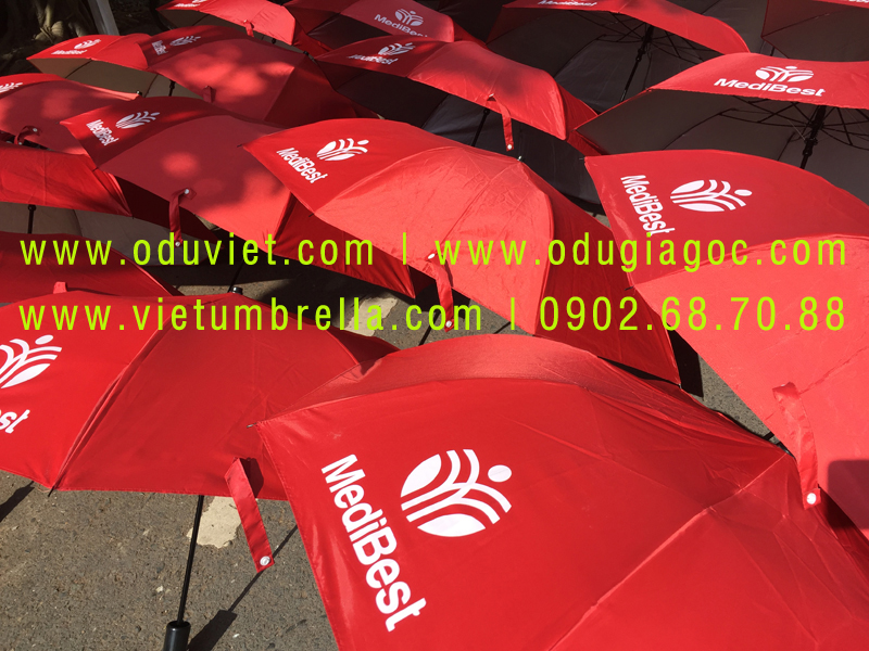 xưởng sản xuất ô dù cầm tay in logo quảng cáo
